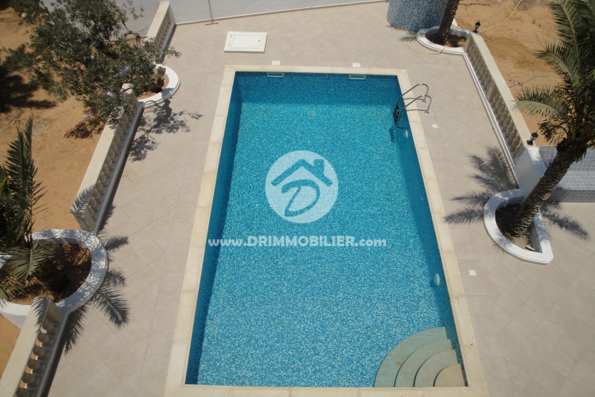 L 58 -   Villa avec piscine Djerba